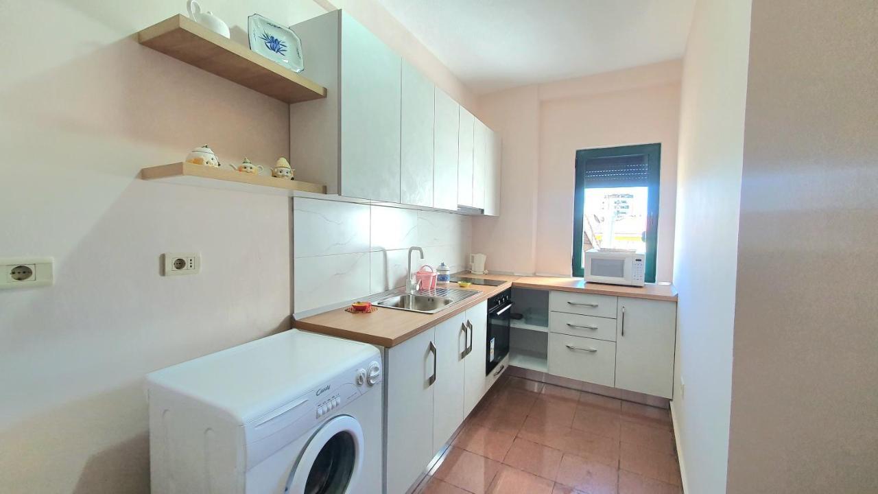 Star Apartment Τίρανα Εξωτερικό φωτογραφία