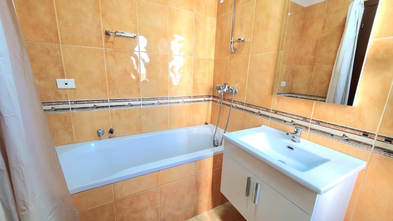 Star Apartment Τίρανα Εξωτερικό φωτογραφία