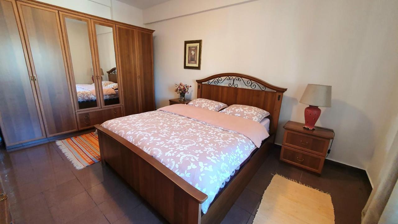 Star Apartment Τίρανα Εξωτερικό φωτογραφία