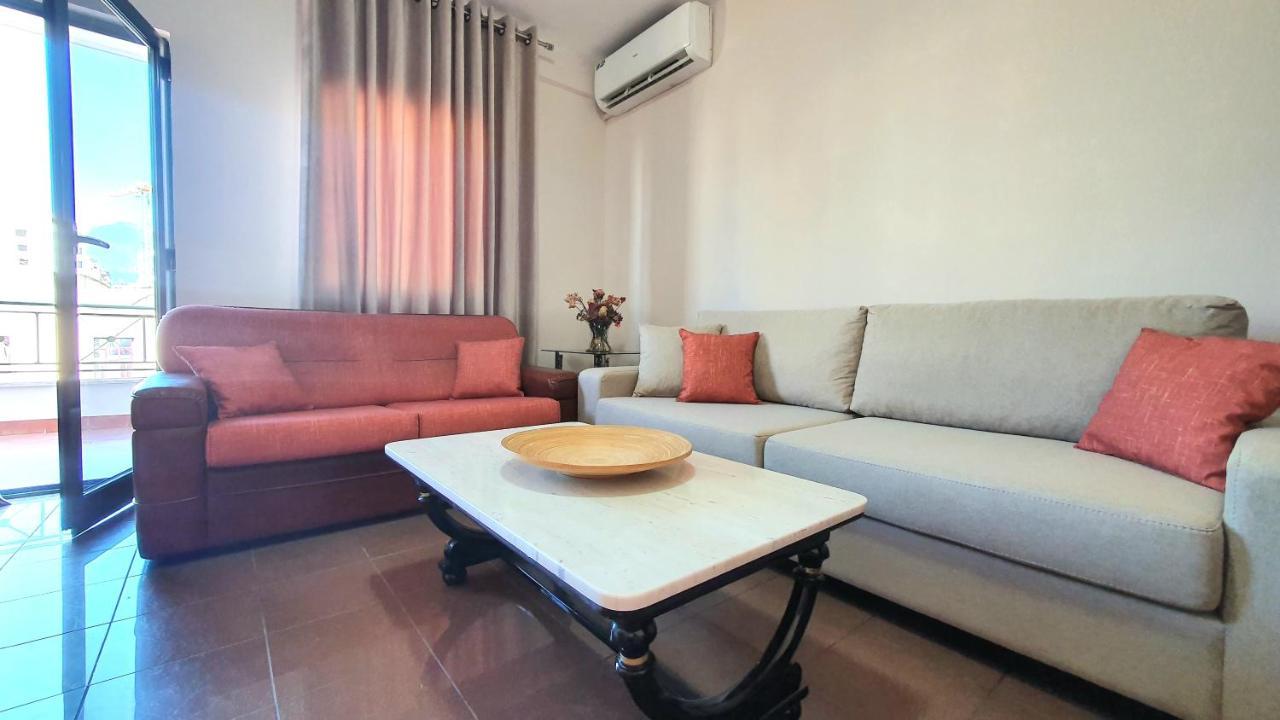 Star Apartment Τίρανα Εξωτερικό φωτογραφία