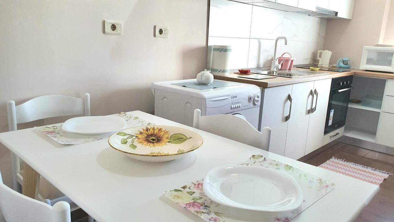 Star Apartment Τίρανα Εξωτερικό φωτογραφία