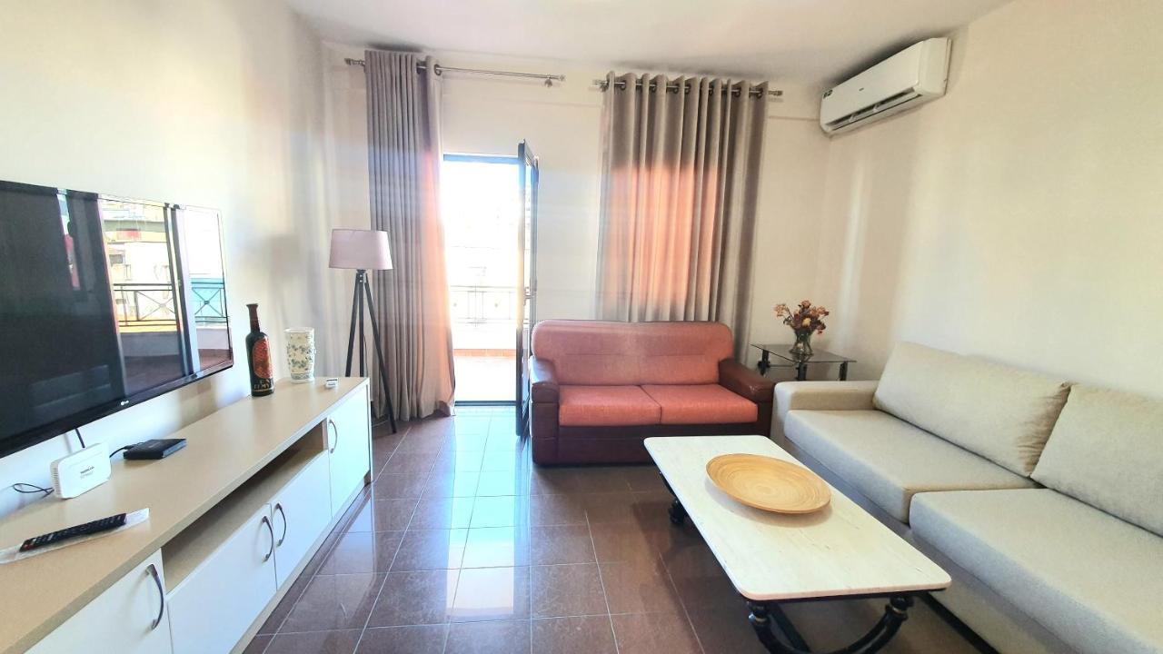 Star Apartment Τίρανα Εξωτερικό φωτογραφία